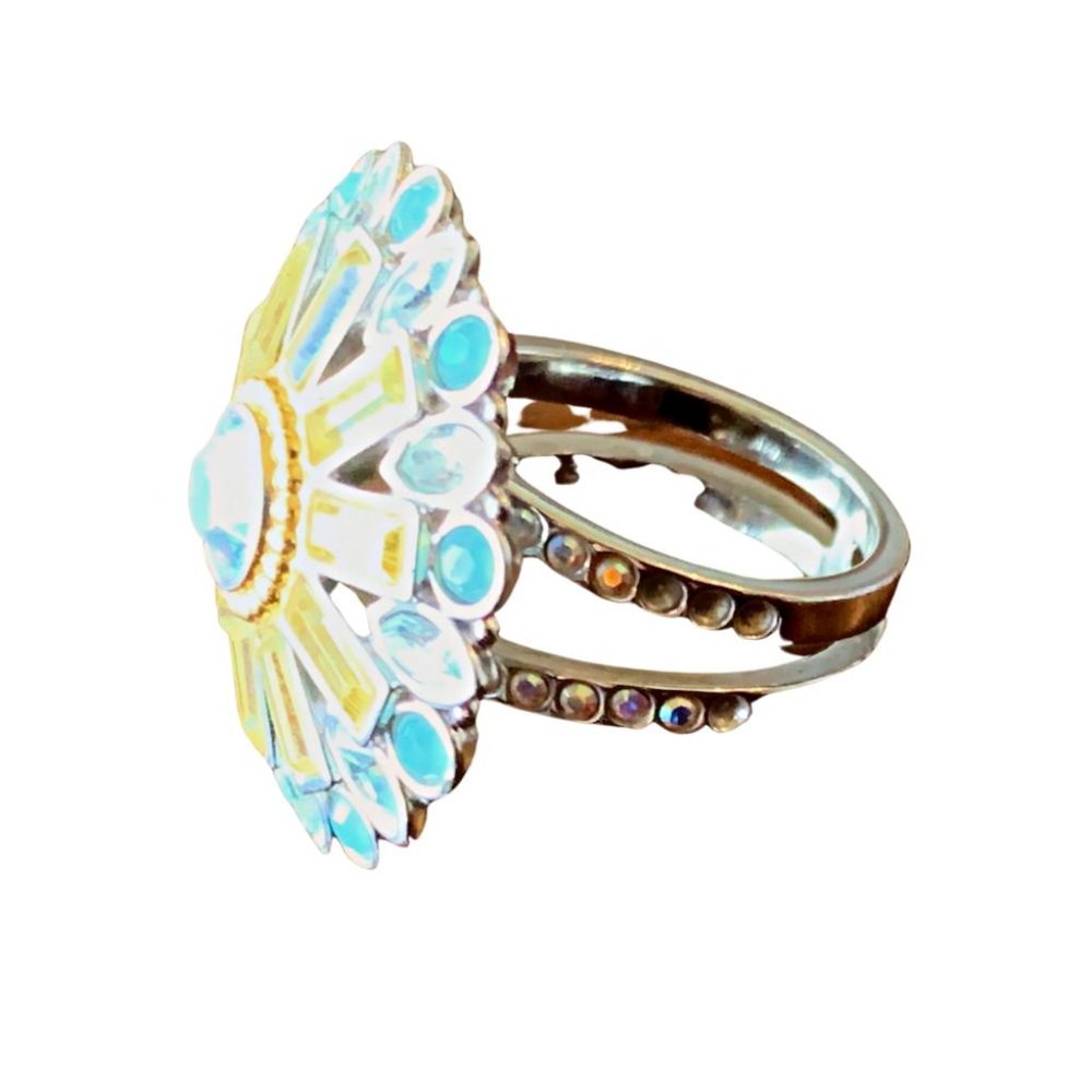 Sparkly and Fun Ring Size 5.5 - Picture 2 of 3